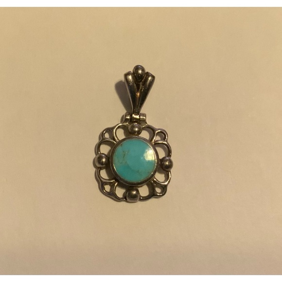 Vintage Sterling Silver 925 Turquoise Pendant Boho Vibing! - Picture 2 of 5